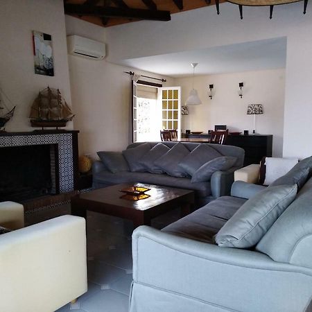 Villa Con Piscina Privada Torremolinos Bagian luar foto