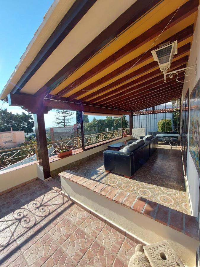 Villa Con Piscina Privada Torremolinos Bagian luar foto