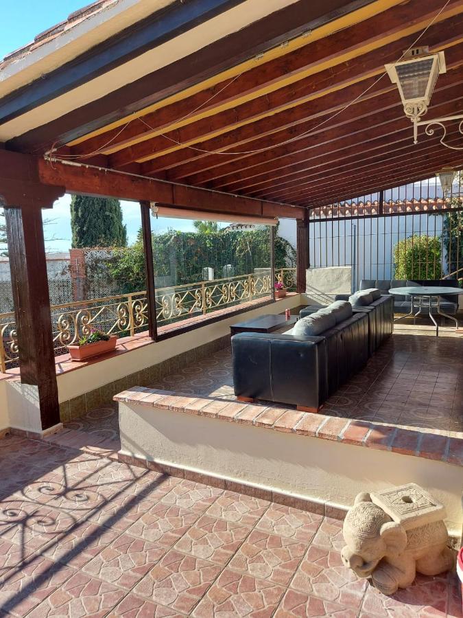 Villa Con Piscina Privada Torremolinos Bagian luar foto