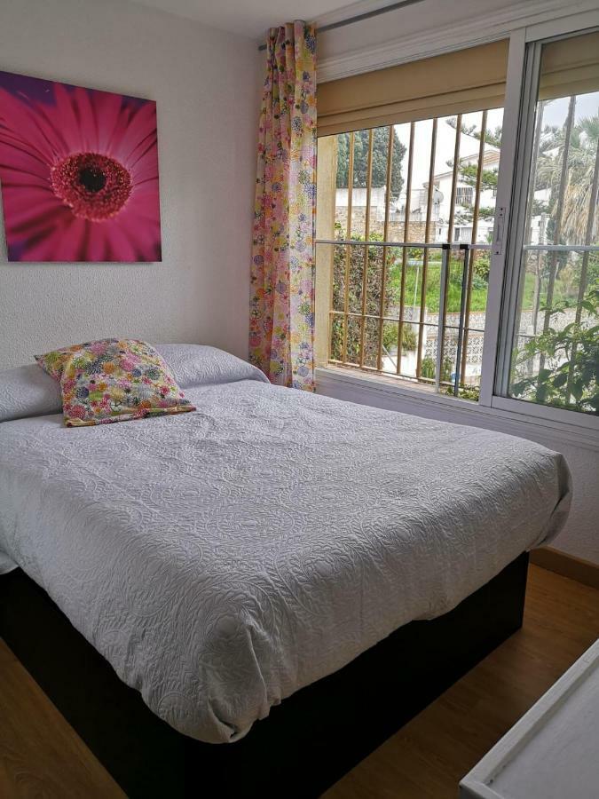 Villa Con Piscina Privada Torremolinos Bagian luar foto